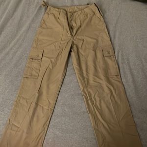 women’s khaki straight leg cargo pants size 30 waist
